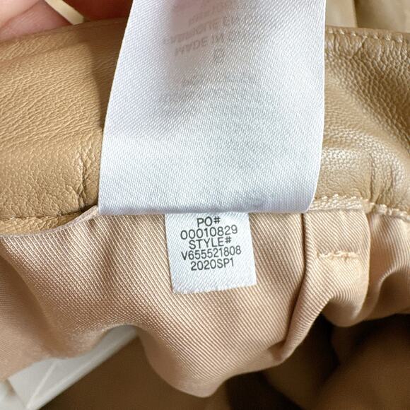 VINCE -NWT- $895 High-rise Leather Bermuda Shorts Tan Neutral | 6 - Picture 11 of 12